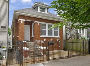 5239 S Damen Ave, Chicago, IL 60609