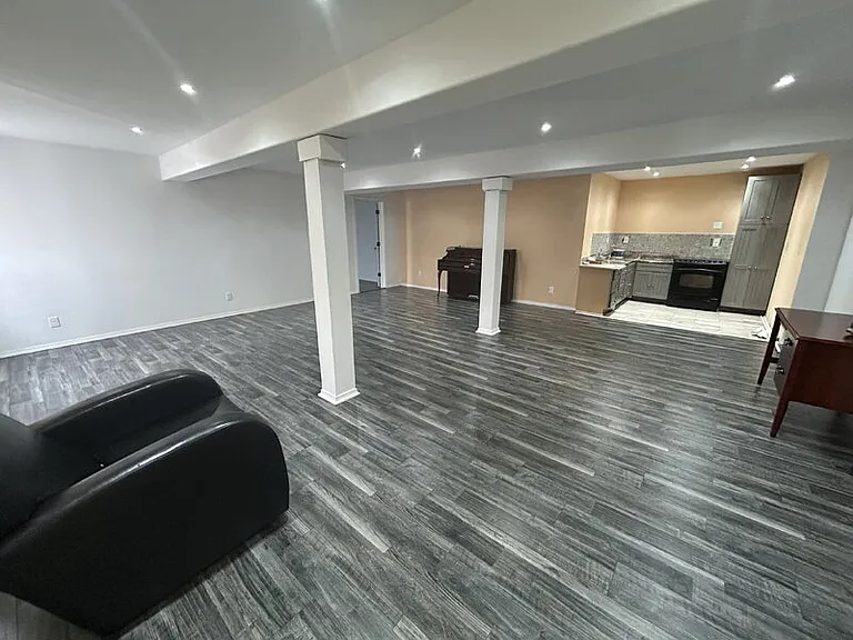 4335 Georgia St — Photo 16