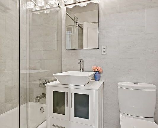 5th image of 333 E 75th St APT 6D