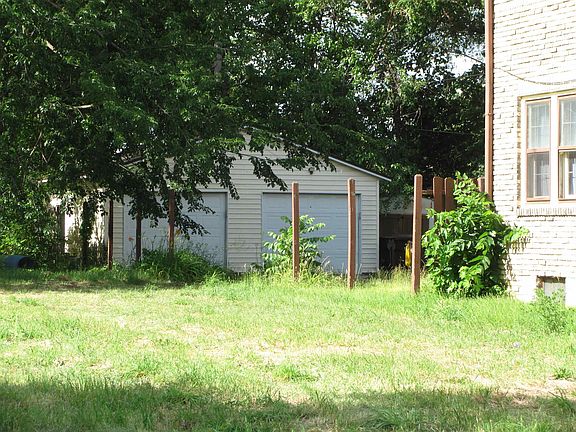 4th image of 1118 16th Ave