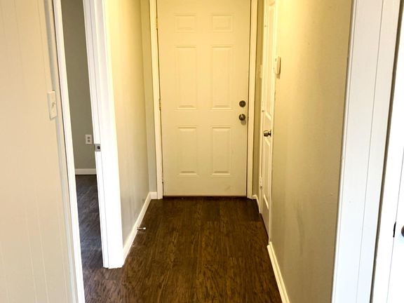 5th image of 7212 Meadowlark Ln