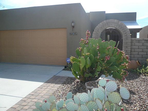 2nd image of 240 S Sycamore Creek Pl