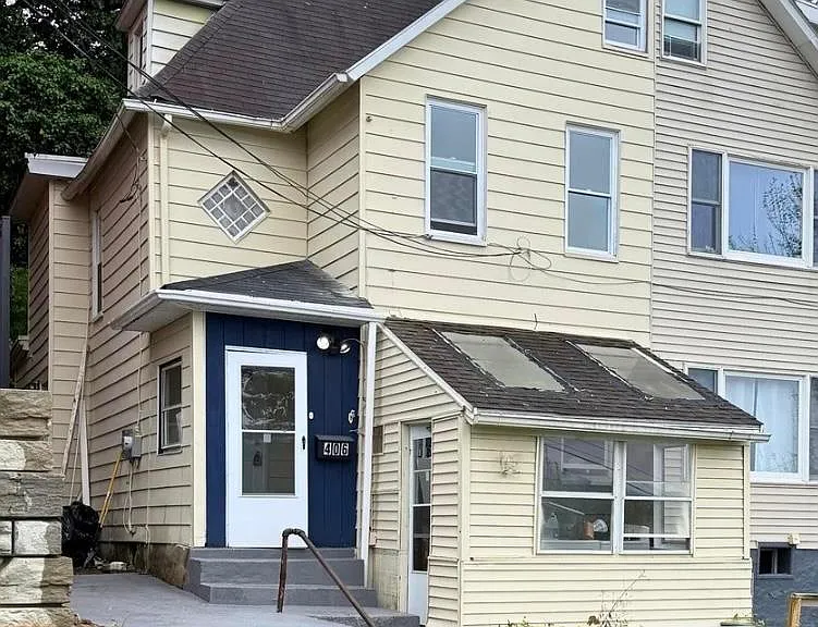 406 W 9th St — Photo 1