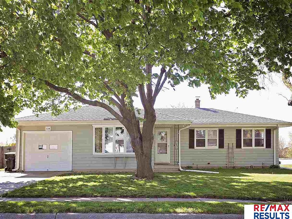 1st image of 124 Meadow Ln