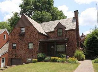 1040 Manor Rd, New Kensington, PA 15068