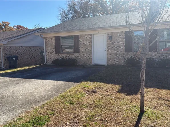 811 McClenny Dr #M04, Tyler, TX 75703