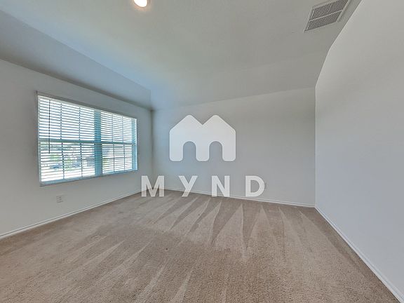 5th image of 32726 Orchard Haze Dr