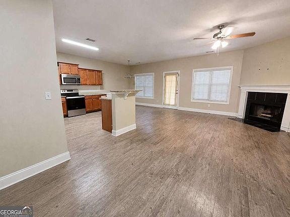 4th image of 5871 Apple Grove Rd