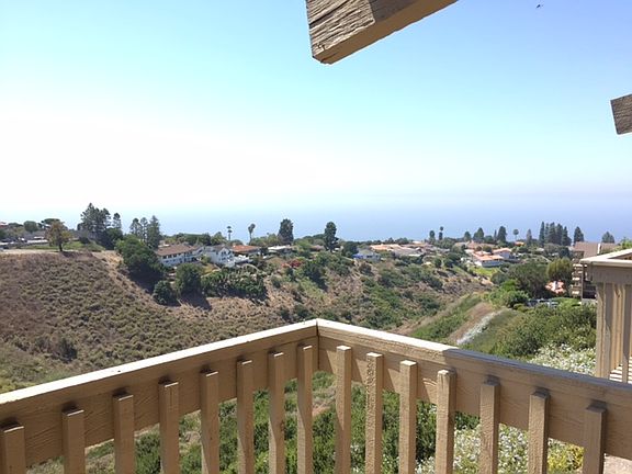 4th image of 6526 Ocean Crest Dr APT A303