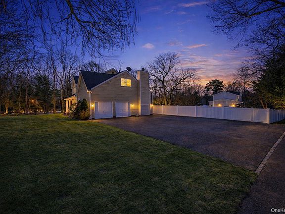 3rd image of 36 S. Cozine Road