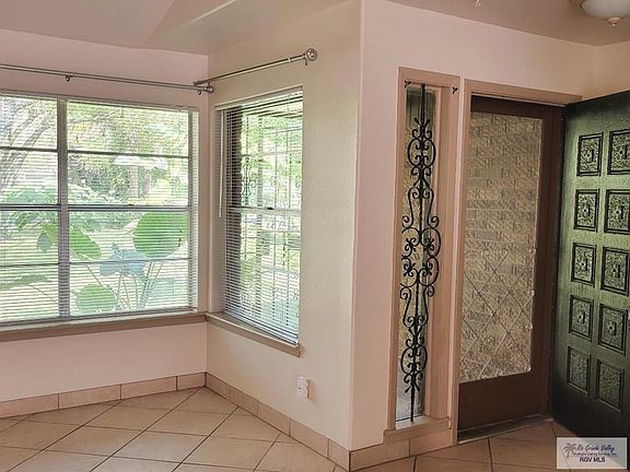 5th image of 43A N Coria St #A