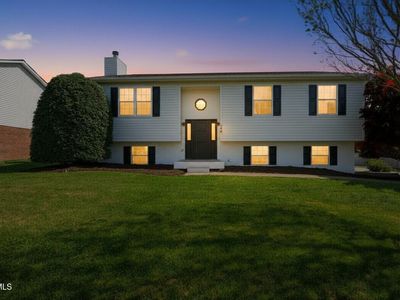 200 Crystal Springs Cir, Johnson City, TN, 37615
