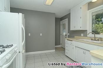 2nd image of 4784 Carolyn Ln