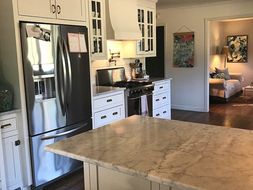 1st image of 106 Bonaventure Dr