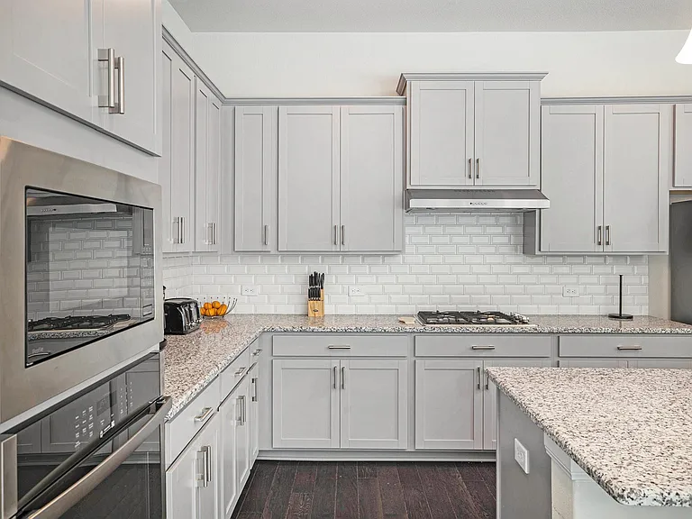 206 Liatris Ct — Photo 7