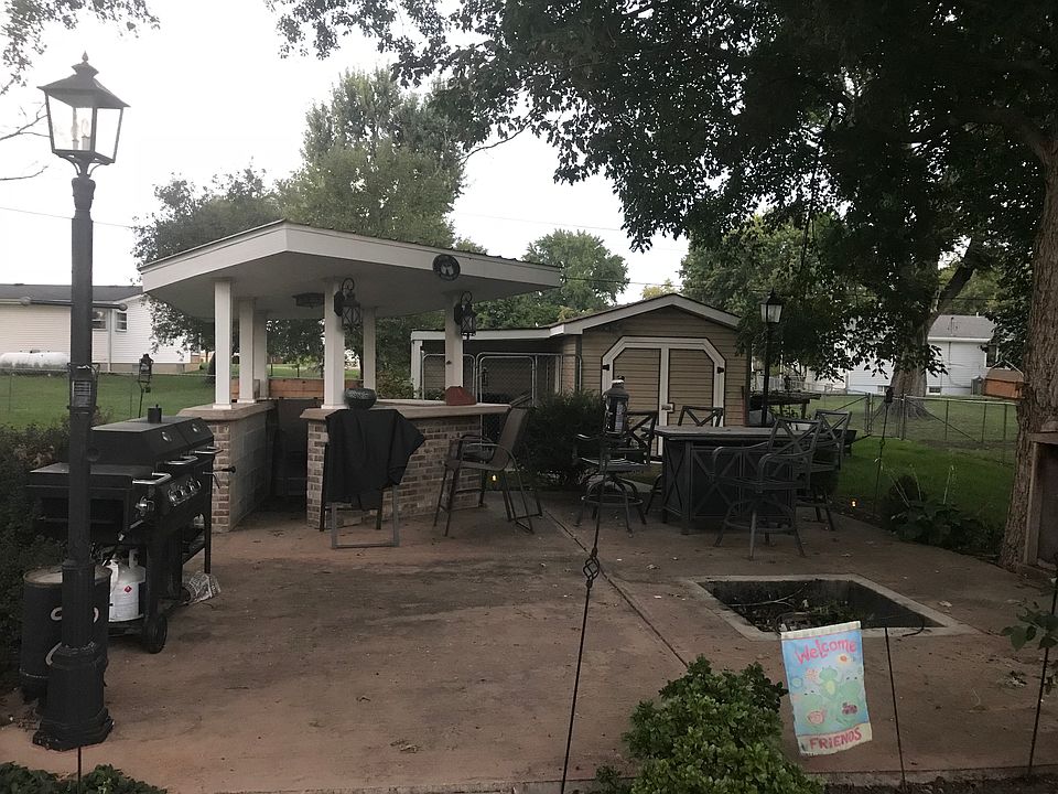 2nd image of 1939 Kisker Dr