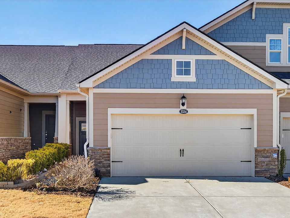 1st image of 1034 Carraway Ln