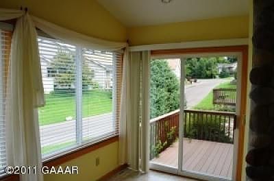 2nd image of 25 Park Ln Unit 19
