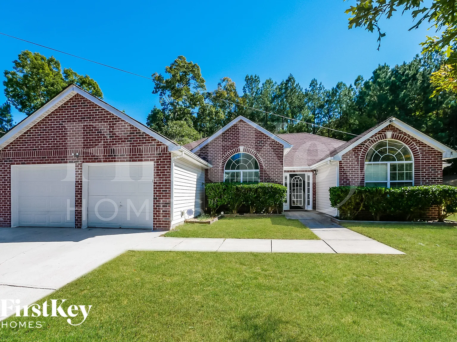 4 bed, 3.0 bath, 2346 sqft, $2,595 — Photo 1