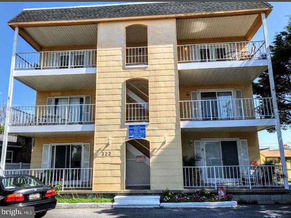 1st image of 322 Sunset Dr Unit 5
