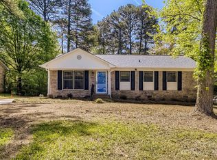 217 Deer Creek Dr, Matthews, NC 28105
