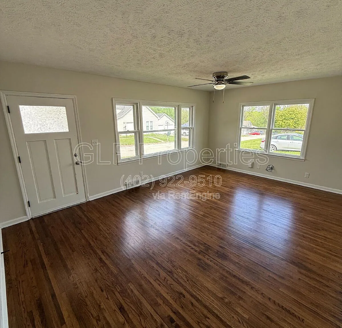 2 bed, 1.0 bath, $1,250 — Photo 1