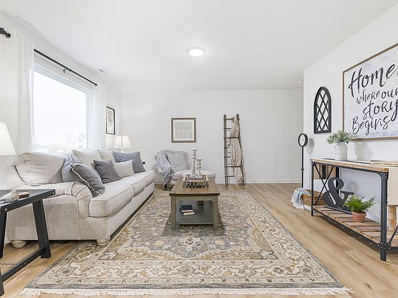 5th image of 1201 Penny Ln