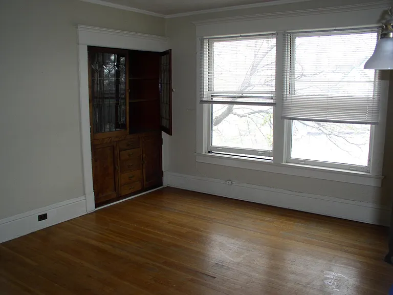 4 Boulder Crescent St #6 — Photo 4
