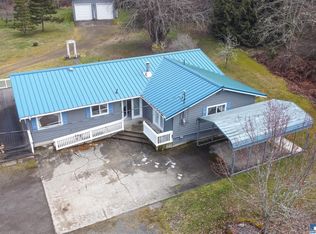 3130 W Edgewood Dr, Port Angeles, WA 98363