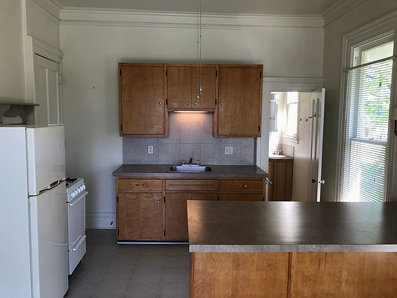 5th image of 424 Prospect Ave SE #5