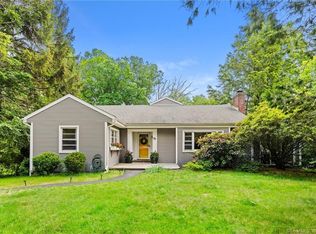 89 Dyer Ave, Collinsville, CT 06019