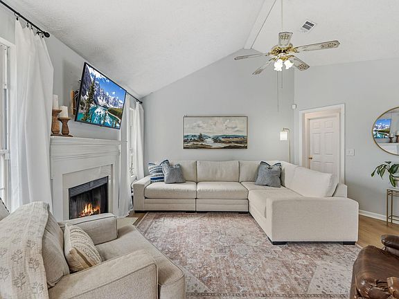 4th image of 609 Shannon Ridge Dr