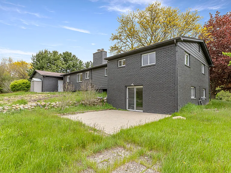 20325 Westview Dr — Photo 60