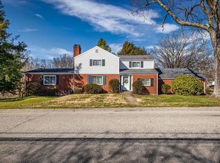8831 Roosevelt Blvd, Pittsburgh, PA 15237