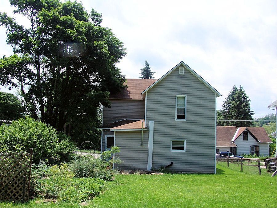 2nd image of 103 E High St
