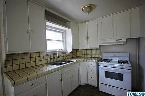 5th image of 1306 N Park St