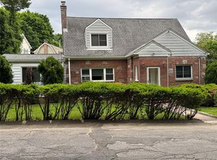(Undisclosed Address), Yonkers, NY 10701