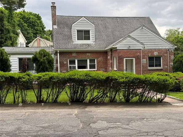 (undisclosed Address), Yonkers, NY 10701