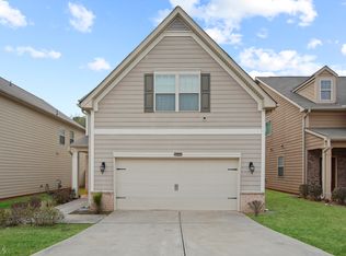 2423 Oakleaf Cir, Lithonia, GA 30058