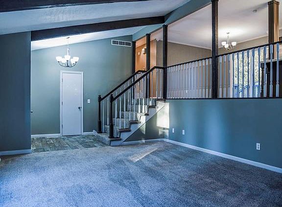 5th image of 113 SE Alger Dr