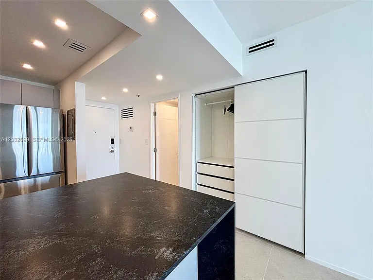 2829 Indian Creek Dr #604 — Photo 12