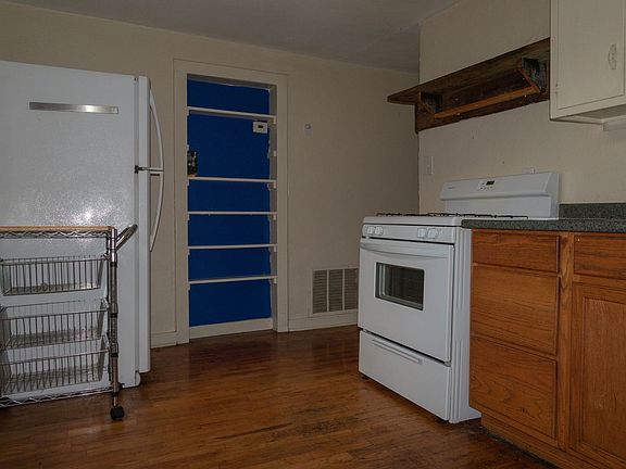 3rd image of 340 Arapahoe Ave #342