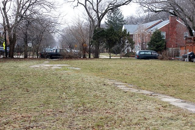 2nd image of 301 Asbury Ave