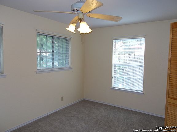 3rd image of 8002 Hobble St