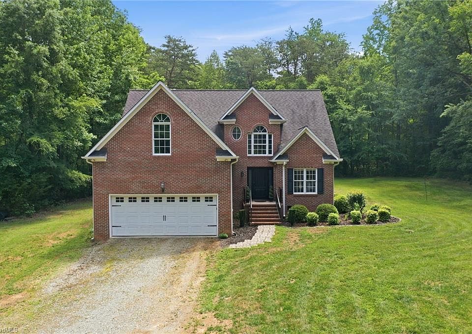 1st image of 847 Boone Rd