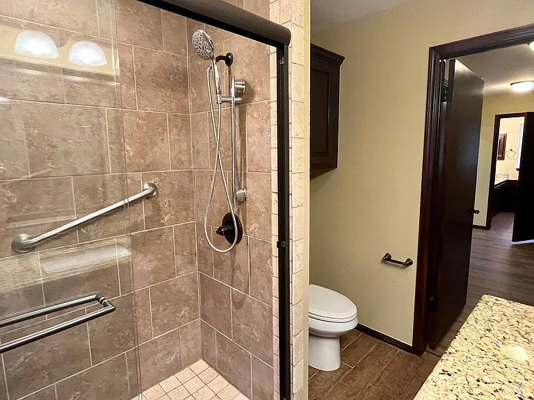 229 E Lincoln Ave — Photo 23