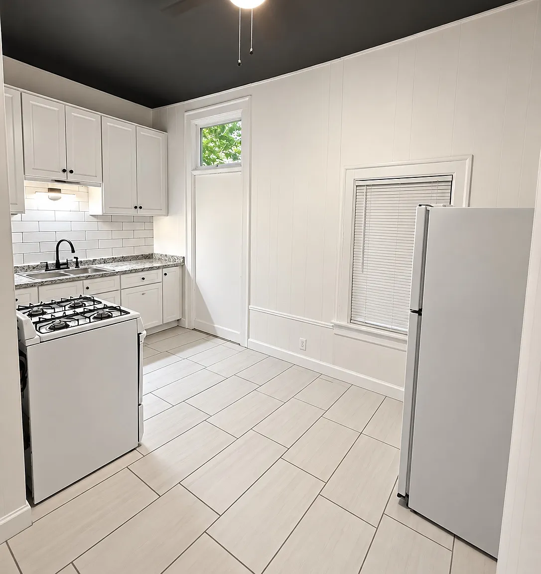 1 bed, 765 sqft, $900 — Photo 2