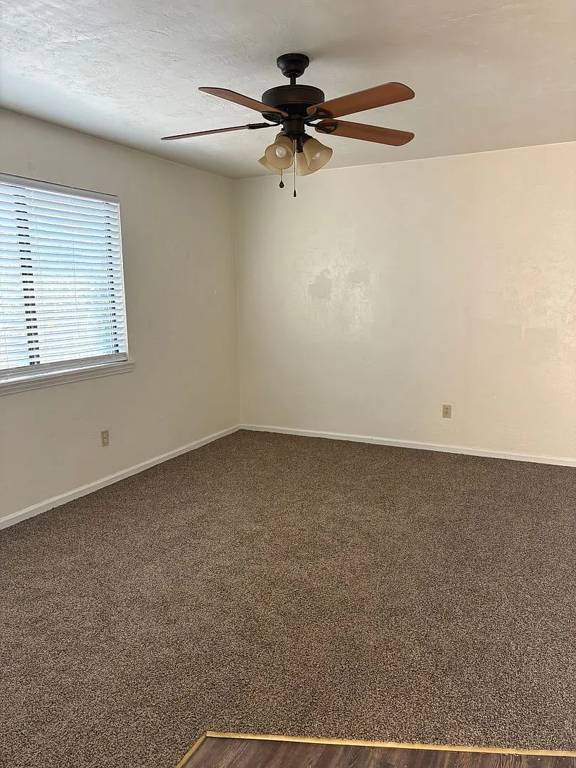 Upstairs unit ON the golf course — Photo 4