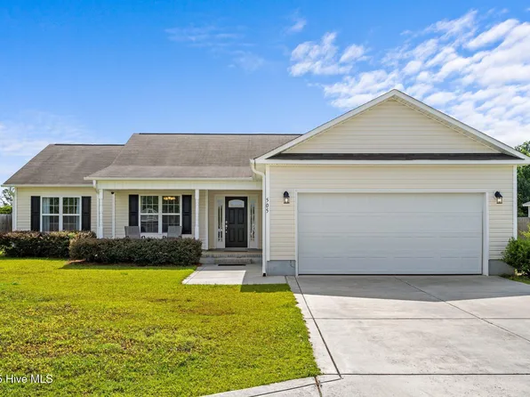 505 Spiro Court, Richlands, NC 28574