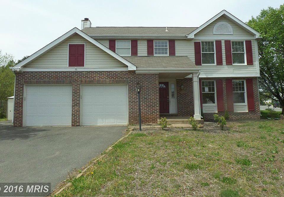 1st image of 9834 Fairmont Ave